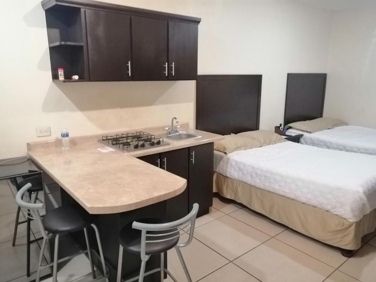 Hgen Rooms & Suites Los Mochis Dış mekan fotoğraf