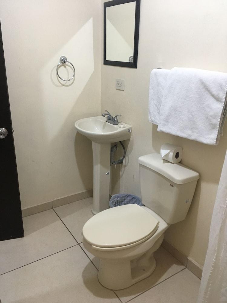 Hgen Rooms & Suites Los Mochis Dış mekan fotoğraf